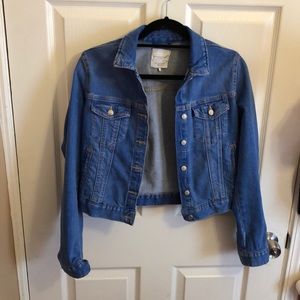Super cute denim jacket , looks brand new